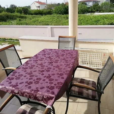 Apartman Ivan 3 * Zadar